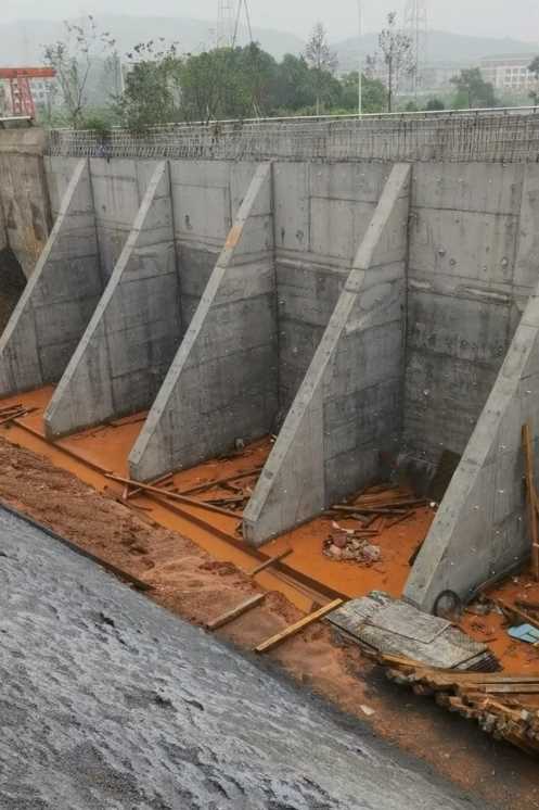 镇江扬中锚杆式挡土墙
